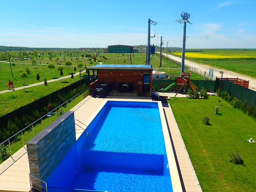 Indeep Club Hotel Cumpana  Exterior photo